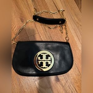 Tory burch reva clutch